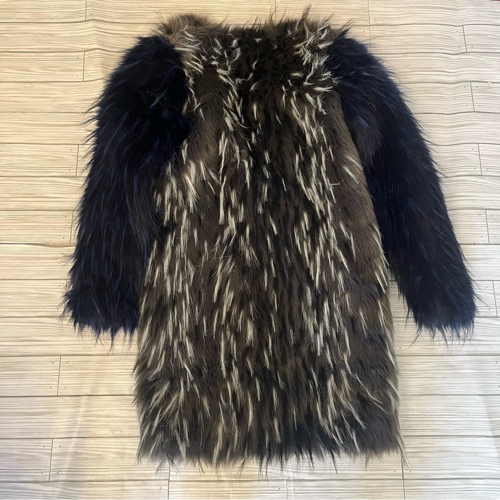 Glamorous Faux Fur Coat - Picture 3 of 6